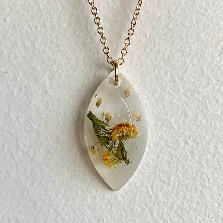 White & Yellow Resin Flower Pendant